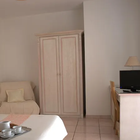 Delfino ארזח'ינה